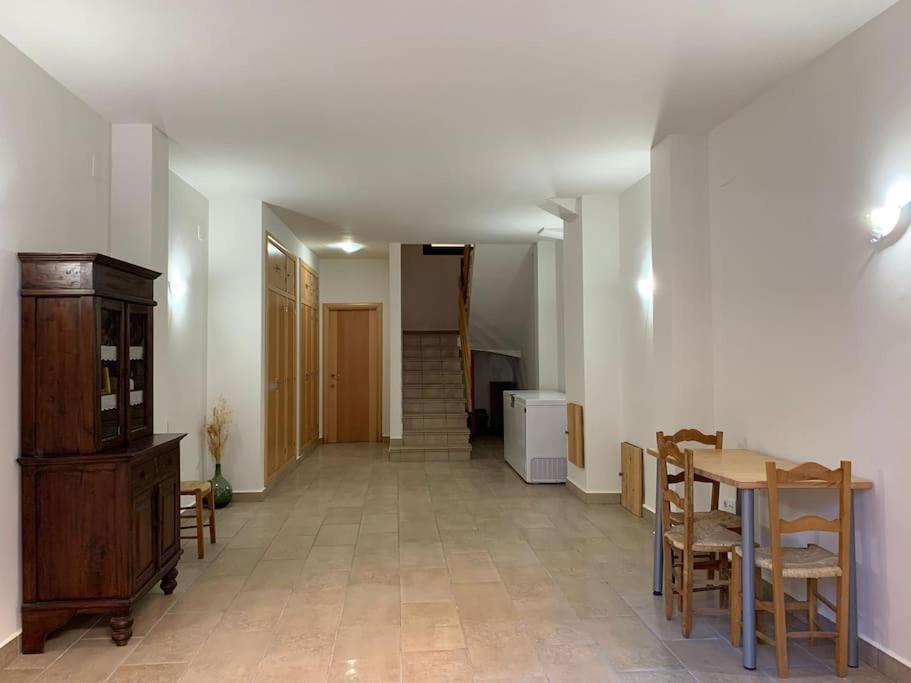 Apartamento Камарена де ла Сиера Екстериор снимка
